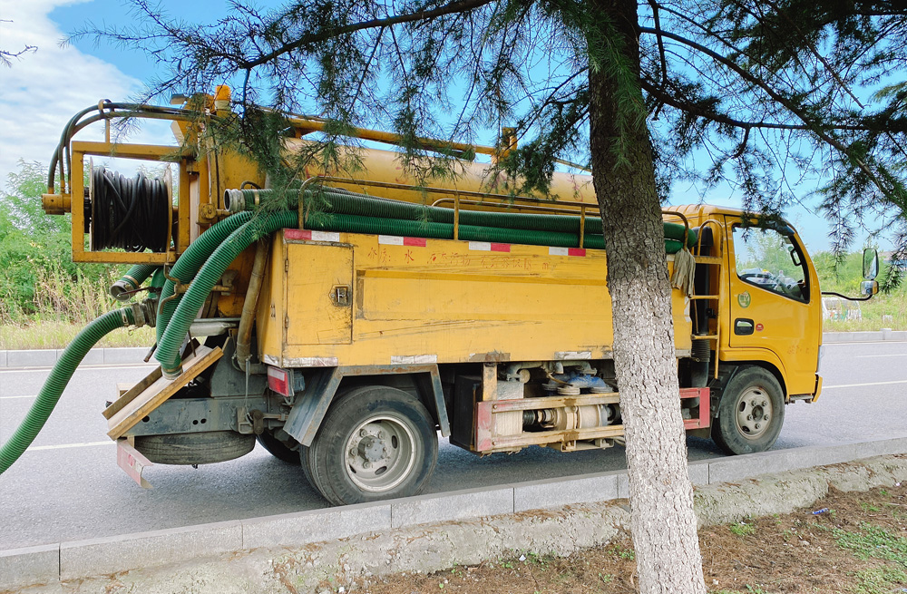 银矿地质清洗抽粪车