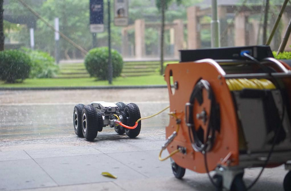 银矿地质管道检测机器人